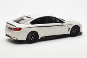 BMW 435i F32 M Performance Package Vit GT Spirit 1:18 GT710 Resin — bild 2 av 6
