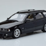 BMW 540 E39 Touring M Package Svart Otto 1:18