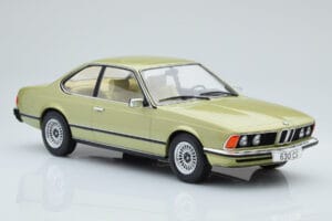 BMW 628 CSi E24 Ljusgrön MCG 1:18 MCG18163 Metall — bild 3 av 5