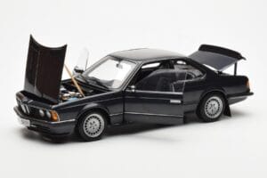 BMW 635 CSi E24 Diamant Svart Metallic AUTOart 1:18 70521 Metall — bild 2 av 8