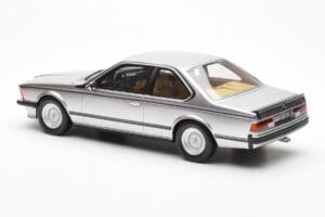 BMW 635 CSi E24 Silver Otto 1:18 OT313 Resin — bild 5 av 6