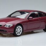 BMW 645Ci E63 Mörkröd Kyosho 1:18 08701CR Metall