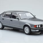 BMW 7 Series E32 740i Silver MCG 1:18 MCG18161 Metall - image 3 of 5
