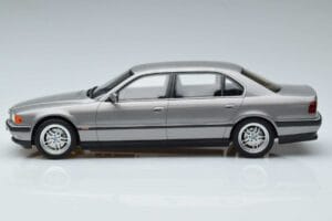 BMW 7 Series E38 750iL Otto 1:18 OT952 Resin — bild 3 av 6