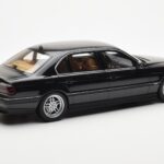 BMW 750iL E38 Svart Otto 1:18 - image 2 of 6