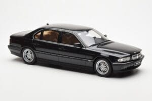 BMW 750iL E38 Svart Otto 1:18 OT609 Resin — bild 4 av 6