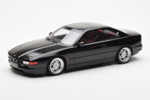 BMW 850 CSi E31 Svart Otto 1:18