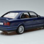 BMW Alpina B10 4.6 E34 Blå MCG 1:18 MCG18230 Metall - image 2 of 6