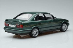 BMW Alpina B10 4.6 E34 Grön MCG 1:18 MCG18229 Metall — bild 2 av 6