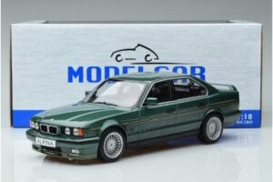 BMW Alpina B10 4.6 E34 Grön MCG 1:18 MCG18229 Metall — bild 6 av 6