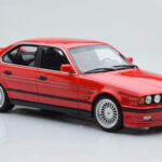 BMW Alpina B10 E34 Biturbo Röd Otto 1:18 - image 4 of 6