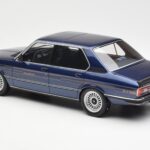 BMW Alpina B7S E12 Turbo Dark Sapphire Blå Metallic Otto 1:18 OT640 - image 5 of 6