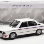 BMW M535i E12 Vit Norev 1:18 - image 5 of 5