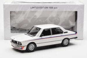BMW M535i E12 Vit Norev 1:18 183265 Metall — bild 5 av 5