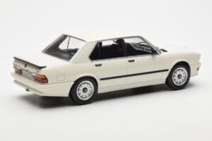 BMW M535i E28 Vit Norev 1:18 183260 Metall — bild 2 av 6