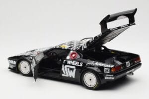 BMW M1 #111 Team MK Motorsport J-L. Witmeur / Krankenberg / Libert 24 Hours of Le Mans 1986 Minichamps 1:18 180862911 Metall — bild 5 av 8