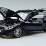 BMW M3 F80 Competition Blå Norev 1:18 183236 Metall - image 2 of 7