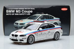 BMW M3 E92 MotoGP Safety Car 2008 Kyosho 1:18 08736GP Metall — bild 7 av 7