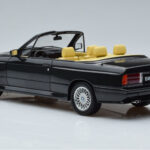 BMW M3 E30 Cabriolet Svart Otto 1:18 - image 5 of 6