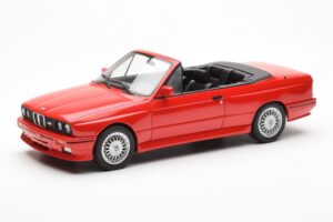 BMW M3 E30 Cabriolet Röd Otto 1:18