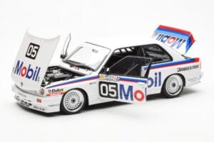 BMW M3 E30 #5 P. Brock Mobil ATCC 1988 AUTOart 1:18 88845 Metall — bild 2 av 8