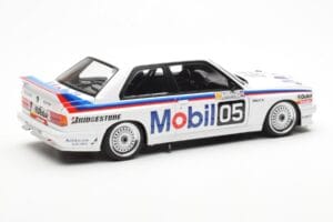 BMW M3 E30 #5 P. Brock Mobil ATCC 1988 AUTOart 1:18 88845 Metall — bild 3 av 8