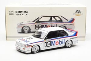 BMW M3 E30 #5 P. Brock Mobil ATCC 1988 AUTOart 1:18 88845 Metall — bild 8 av 8