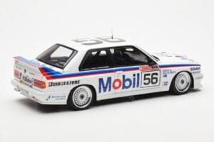 BMW M3 E30 #56 P. Brock / J. Richards Mobil Bathurst 1000 1988 AUTOart 1:18 88847 Metall — bild 3 av 9