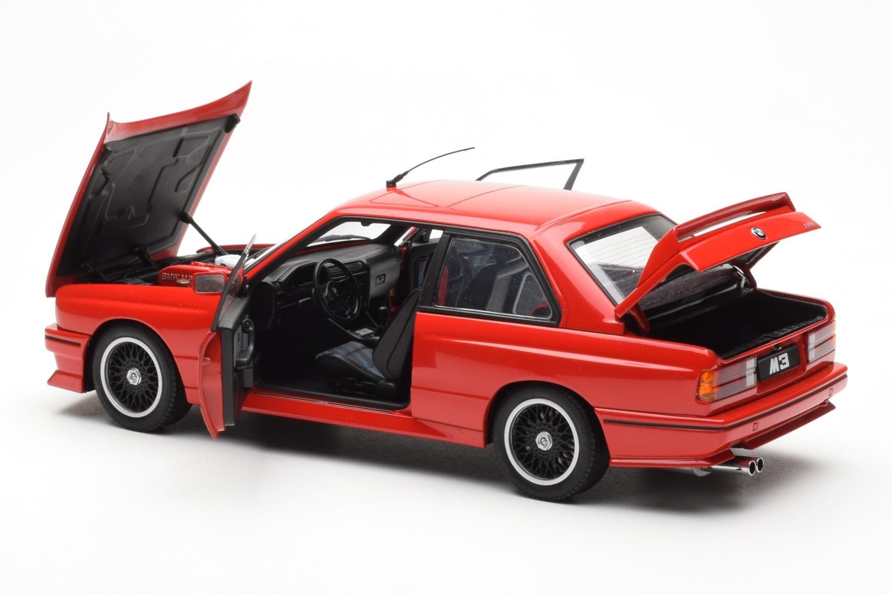 BMW M3 E30 Sport Evolution Cecotto Edition Röd AUTOart 1:18 70566 Metall — bild 5 av 8