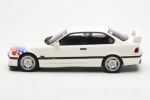 BMW M3 E36 Lightweight Vit Otto 1:18 OT569 Resin — bild 3 av 6