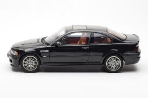 BMW M3 E46 Svart AUTOart 1:18 70541 Metall — bild 4 av 8