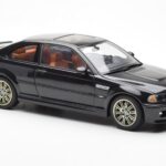 BMW M3 E46 Svart AUTOart 1:18 - image 6 of 8