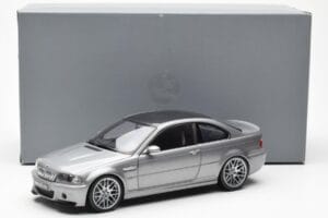 BMW M3 E46 CSL Grå Kyosho 1:18 80430302734 Metall — bild 8 av 8