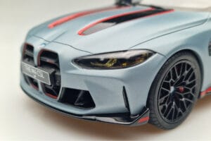 BMW M4 CSL G82 Grå GT Spirit 1:18 GT427 Resin — bild 6 av 8