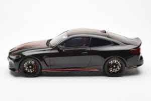 BMW M4 G82 CSL Sapphire Svart GT Spirit 1:18 GT904 Resin — bild 3 av 6