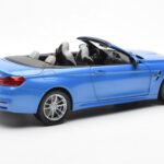 BMW M4 F83 Cabriolet Yas Marina Blå Paragon 1:18 - image 3 of 8