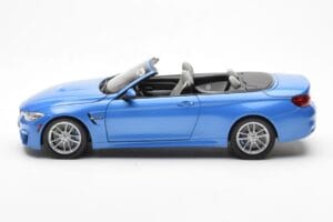 BMW M4 F83 Cabriolet Yas Marina Blå Paragon 1:18 80432339612 Metall — bild 4 av 8