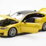 BMW M4 F82 Austin Gul Metallic Paragon 1:18 - image 2 of 8