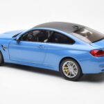 BMW M4 F82 Yas Marina Blå Paragon 1:18 PA-97102 - image 7 of 8