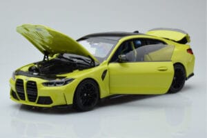 BMW M4 G82 Gul Återförsäljarutgåva Minichamps 1:18 80435A51949 Metall — bild 2 av 8