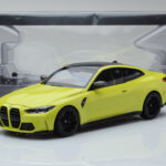 BMW M4 G82 Gul Återförsäljarutgåva Minichamps 1:18 - image 8 of 8