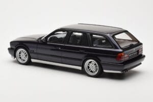 BMW M5 E34 Touring Diamond Svart Otto 1:18 OT198 Resin — bild 5 av 6