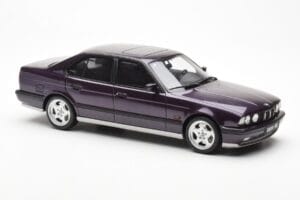 BMW M5 E34 Violett Otto 1:18 OT106 Resin — bild 4 av 6