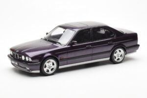 BMW M5 E34 Violett Otto 1:18 OT106