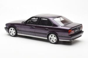 BMW M5 E34 Violett Otto 1:18 OT106 Resin — bild 5 av 6