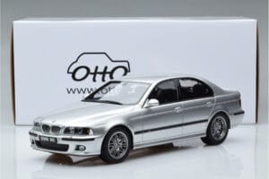 BMW M5 E39 Silver Otto 1:18 OT747B Resin — bild 7 av 7