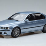 BMW M5 E39 Silverwater Blå Otto 1:18