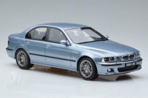 BMW M5 E39 Silverwater Blå Otto 1:18 OT554 Resin — bild 4 av 6