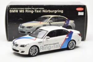 BMW M5 E60 Ring Taxi Nurburgring Kyosho 1:18 08593RT Metall — bild 8 av 8