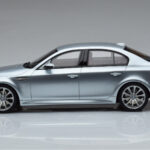 BMW M5 E60 Silver Otto 1:18 - image 3 of 6
